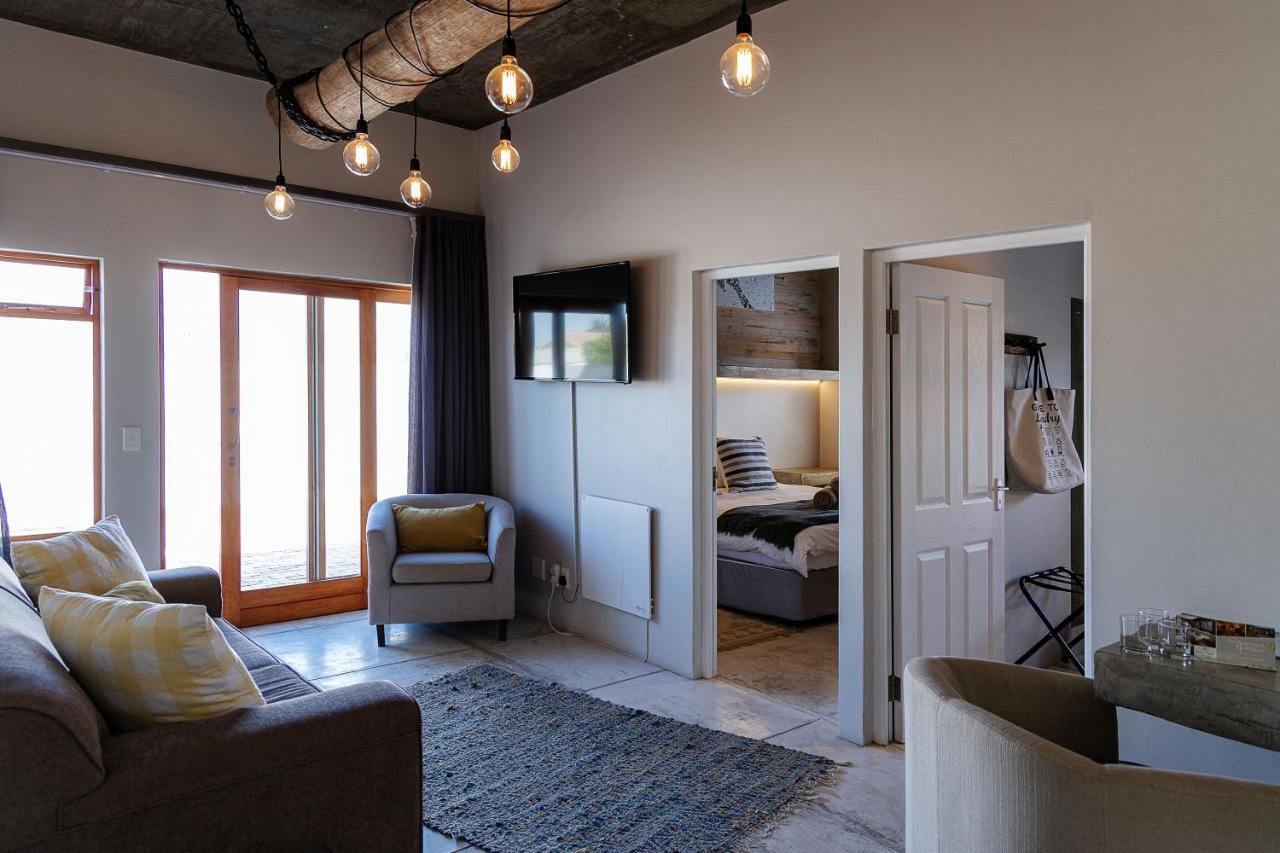 Organic Stay Guesthouse Свакопмунд Экстерьер фото