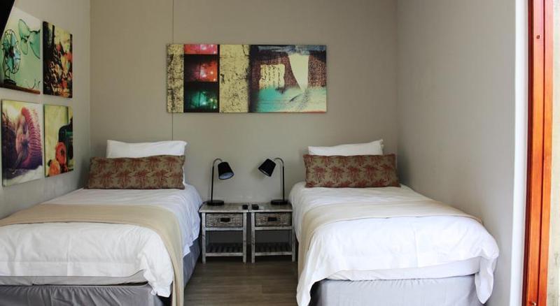 Organic Stay Guesthouse Свакопмунд Экстерьер фото