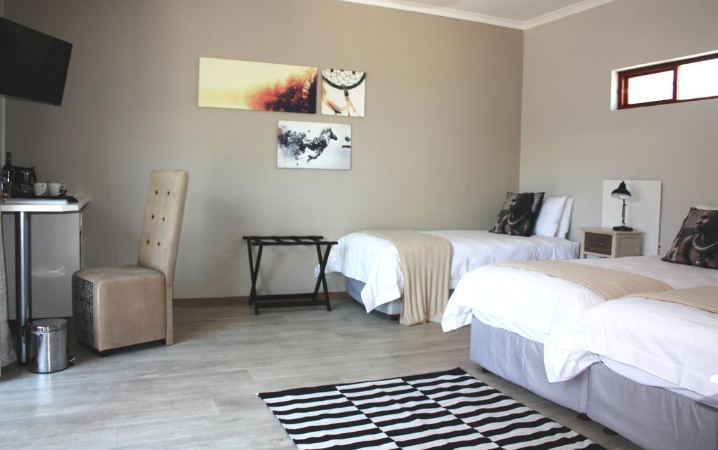Organic Stay Guesthouse Свакопмунд Номер фото