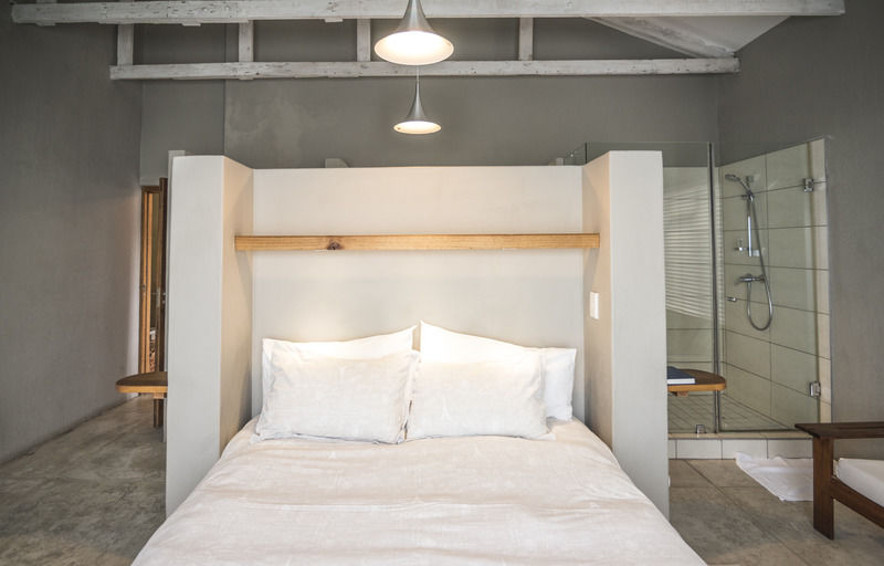 Organic Stay Guesthouse Свакопмунд Экстерьер фото