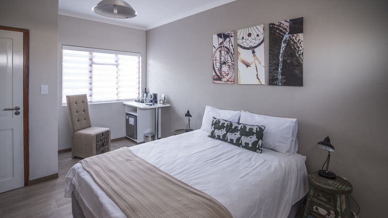 Organic Stay Guesthouse Свакопмунд Экстерьер фото